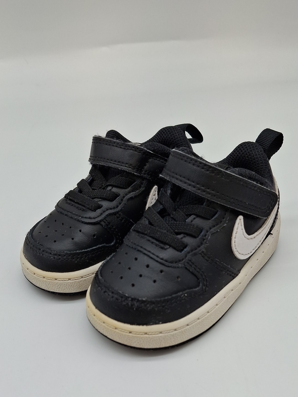 Nike Baby Court Borough Low 2 Sneakers Black White 5C